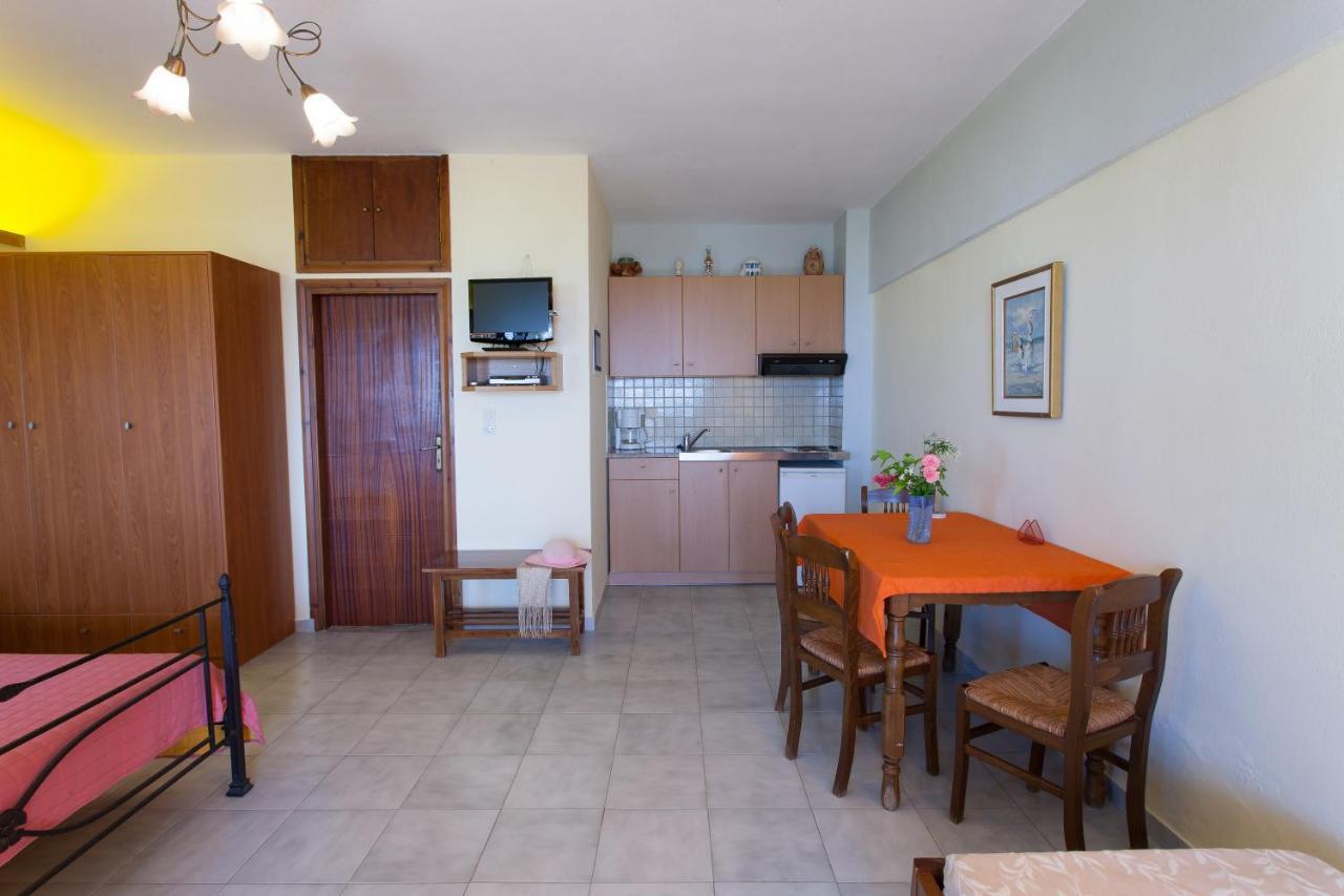 Esperia Apartments Platanias Esterno foto