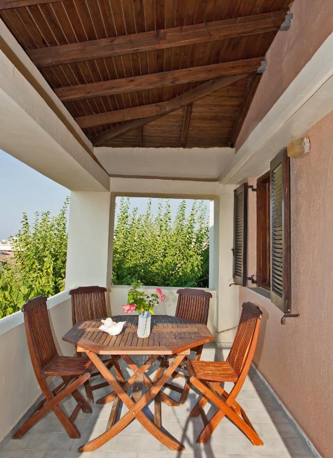 Esperia Apartments Platanias Esterno foto